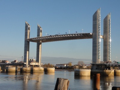 Nouveau pont de Bordeaux.jpg