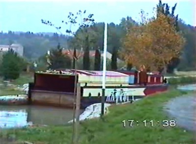 03 aval fonsérannes cul vu depuis nez dans 1er sas.jpg (69.23 Kio) Vu 4057 fois 03 aval fonsérannes cul vu depuis nez dans 1er sas.jpg