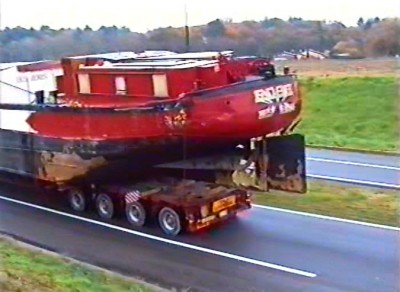 36 convoi exceptionnel arrière.jpg (74.82 Kio) Vu 4057 fois 36 convoi exceptionnel arrière.jpg