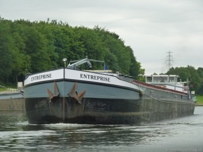 enterprise129062012.jpg (92.81 Kio) Vu 1691 fois enterprise129062012.jpg