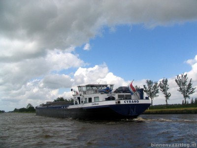 cyrano219062009.jpg (70.94 Kio) Vu 4061 fois cyrano219062009.jpg