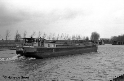 Jeli 06001032 (4).jpg (173.25 Kio) Vu 2824 fois Jeli 06001032 (4).jpg