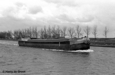 Jeli 06001032 (3).jpg (185.71 Kio) Vu 2694 fois Jeli 06001032 (3).jpg