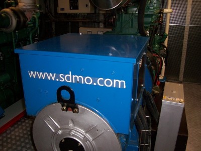 GROUPE ELECTRO= VOLVO  300 C.V..JPG