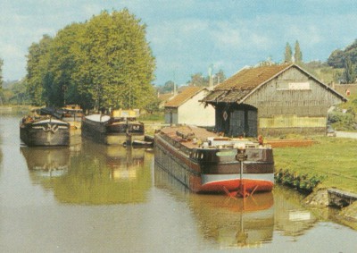 Rogny (Yonne) - Les bords du canal (a dét) (red).jpg (169.45 Kio) Vu 5002 fois Rogny (Yonne) - Les bords du canal (a dét) (red).jpg