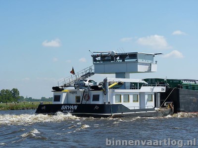 Bryan-7.jpg (95.43 Kio) Vu 3986 fois Bryan-7.jpg