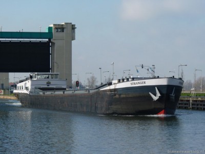 stranger128012013.jpg (75.46 Kio) Vu 2837 fois stranger128012013.jpg