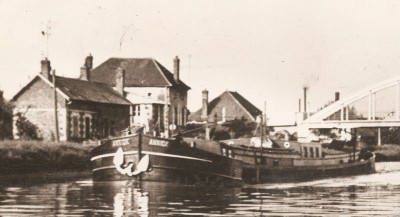 Thourotte (Oise) - Le Pont (dét) (red) (2).jpg (51.98 Kio) Vu 6210 fois Thourotte (Oise) - Le Pont (dét) (red) (2).jpg