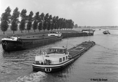 Trijntje V 02307710 (1).jpg (127.42 Kio) Vu 1738 fois Trijntje V 02307710 (1).jpg