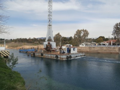 barge-arbre.jpg (485.34 Kio) Vu 4363 fois barge-arbre.jpg