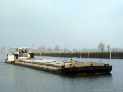 warber409022013.jpg
