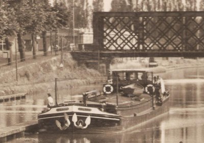 Cambrai - Les écluses sur le canal (2) (red).jpg