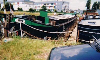 LORE 07 (red).jpg (73.43 Kio) Vu 5607 fois LORE 07 (red).jpg