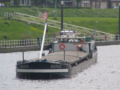 3295249017.jpg (57.4 Kio) Vu 10473 fois 3295249017.jpg