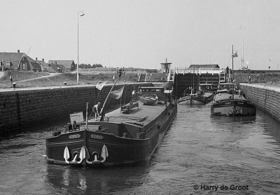 Wemeldinge 03.jpg (173.01 Kio) Vu 1064 fois Wemeldinge 03.jpg