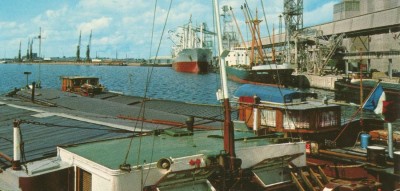 Gand - Port de mer (2) (red).jpg