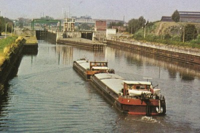 Denain - L'Escaut - L'écluse (1) (red) (4).jpg