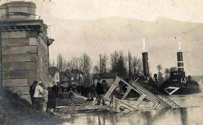 Remorqueurs SAMBRE- RHIN.jpg (103.03 Kio) Vu 2220 fois Remorqueurs SAMBRE- RHIN.jpg