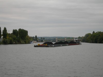 Copie de (14)Pousseur le VICTORIEUX sortant de l'ecluse d'Andresy (04-10-2009).JPG (78.73 Kio) Vu 8446 fois Copie de (14)Pousseur le VICTORIEUX sortant de l'ecluse d'Andresy (04-10-2009).JPG