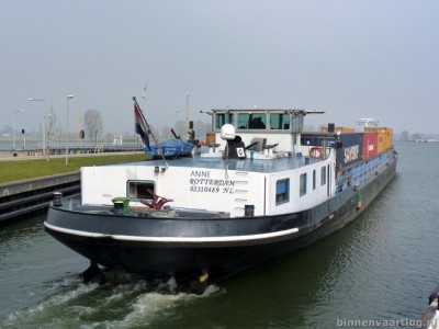 anne509042013.jpg (75.39 Kio) Vu 1775 fois anne509042013.jpg