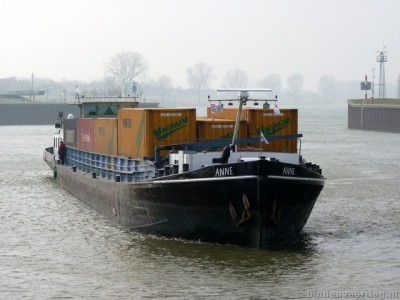 anne209042013.jpg (83.09 Kio) Vu 1775 fois anne209042013.jpg