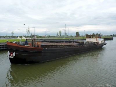 janvanbommel514052013.jpg (76.14 Kio) Vu 1215 fois janvanbommel514052013.jpg