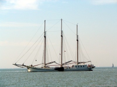 001elizabethstavoren080.jpg (68.83 Kio) Vu 3423 fois 001elizabethstavoren080.jpg