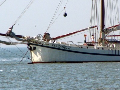 002elizabethstavoren080.jpg (97.63 Kio) Vu 3289 fois 002elizabethstavoren080.jpg