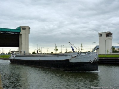 speedy-1-14-05-2013.jpg (80.8 Kio) Vu 1676 fois speedy-1-14-05-2013.jpg