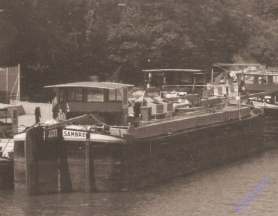 Amilly (Loiret) - Le canal de Briare et le port pétrolier de la Tuilerie (4) (Copier).jpg