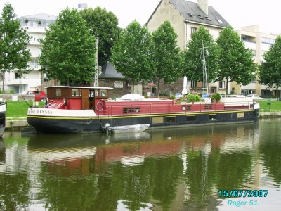Jacqueline  Na 1662  F.JPG