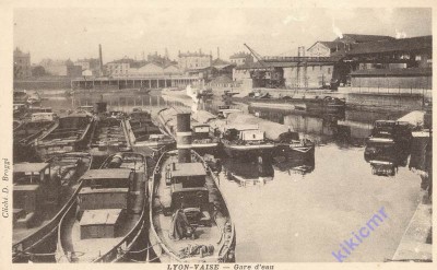 Lyon-Vaise - Gare d'eau (1) (red).jpg