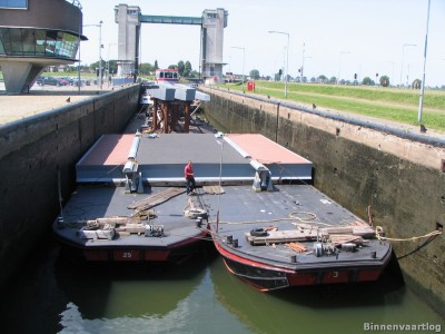 chelsea-b-1-15-07-2009.jpg (208.31 Kio) Vu 2739 fois chelsea-b-1-15-07-2009.jpg