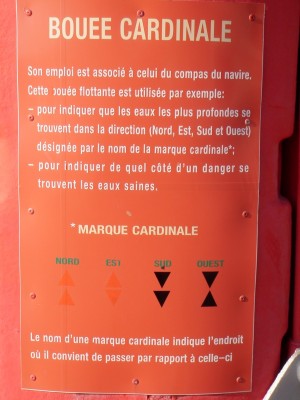 bouee cardinale 2.JPG (136.93 Kio) Vu 1815 fois bouee cardinale 2.JPG