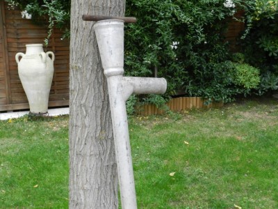 pompe a main.JPG (290.85 Kio) Vu 1247 fois pompe a main.JPG