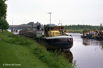 Henmar 02203723 (06).jpg