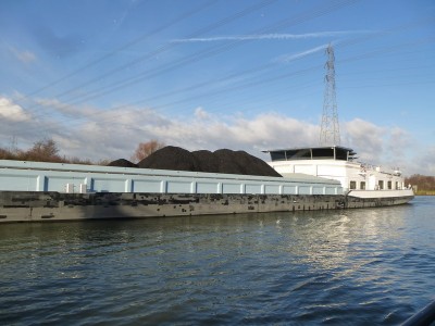 P1110688RIVERSIDE.jpg