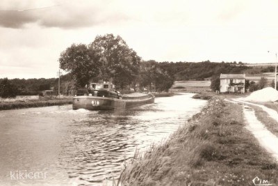Demange-aux-Eaux (Meuse) - Le canal de la Marne au Rhin (1) (Copier).jpg