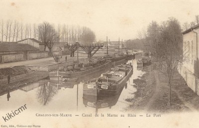 Châlons-sur-Marne - Canal de la Marne au Rhin - Le port (1) (Copier).jpg