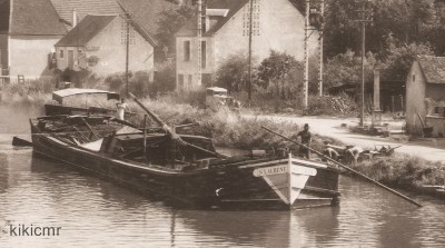 Ménétréol-sous-Sancerre (Cher) - Le canal - Côté Midi (3) (Copier).jpg