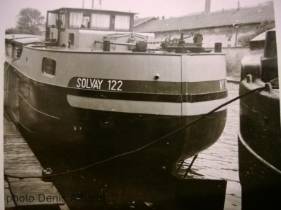 SOLVAY 122 (red).jpg (85.45 Kio) Vu 16224 fois SOLVAY 122 (red).jpg