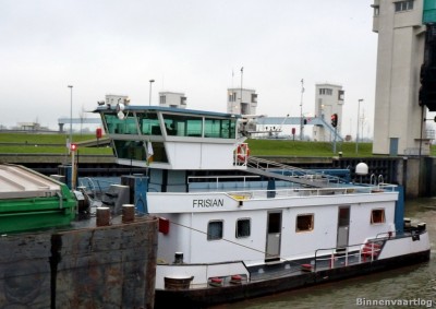 Frisian-2-21-01-2014.jpg (155.35 Kio) Vu 3454 fois Frisian-2-21-01-2014.jpg