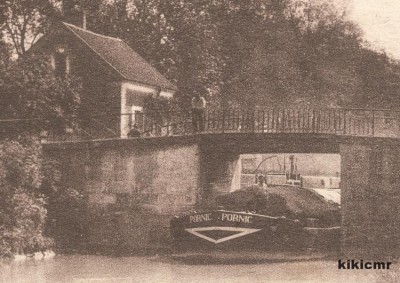 Percey (Yonne) - Le canal de Bourgogne (2) (Copier).jpg