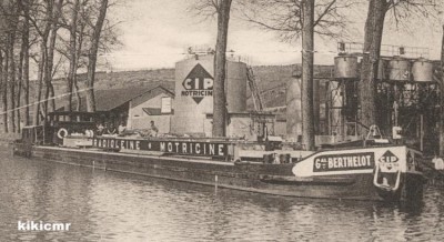 Plombières-les-Dijon (Côte d'Or) - Chaland GENERAL BERTHELOT - bateau ravitailleur de la CIP (2) (Copier).jpg