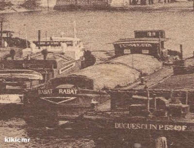 Le conflit de la batellerie - Barrage du quai de Paris dans le port fluvial de Rouen - Chaland, Automoteurs et Remorqueurs (4) RABAT (Copier).jpg