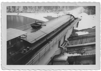 péniches 008.jpg (79.99 Kio) Vu 3456 fois péniches 008.jpg