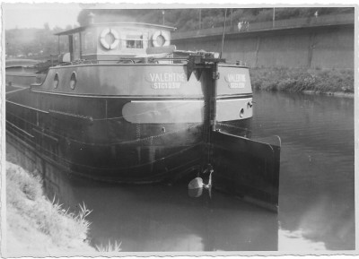 péniches 010.jpg (73.68 Kio) Vu 3317 fois péniches 010.jpg