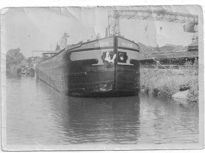 péniches 013.jpg (84.68 Kio) Vu 3317 fois péniches 013.jpg