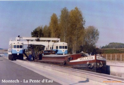 Velleda pente d'eau Montech.jpg (154.14 Kio) Vu 4555 fois Velleda pente d'eau Montech.jpg