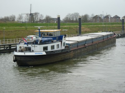 Douwina-11-18-03-2014.jpg